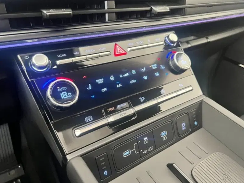 Hyundai Santa Fe nuova a Treviso (12)