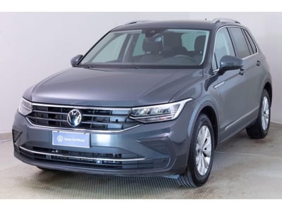 Volkswagen Tiguan 2.0 TDI 150 CV SCR DSG 4MOTION R-Line del 2023 usata a Paruzzaro