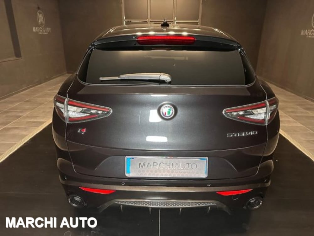 Alfa Romeo Stelvio usata a Perugia (6)