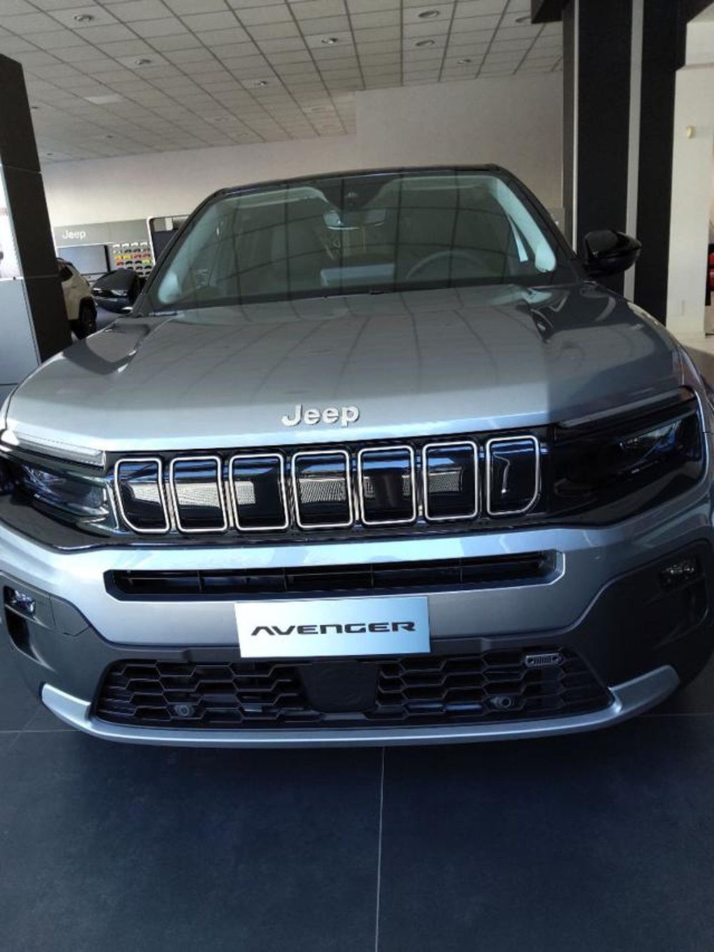 Jeep Avenger nuova a Cuneo (2)