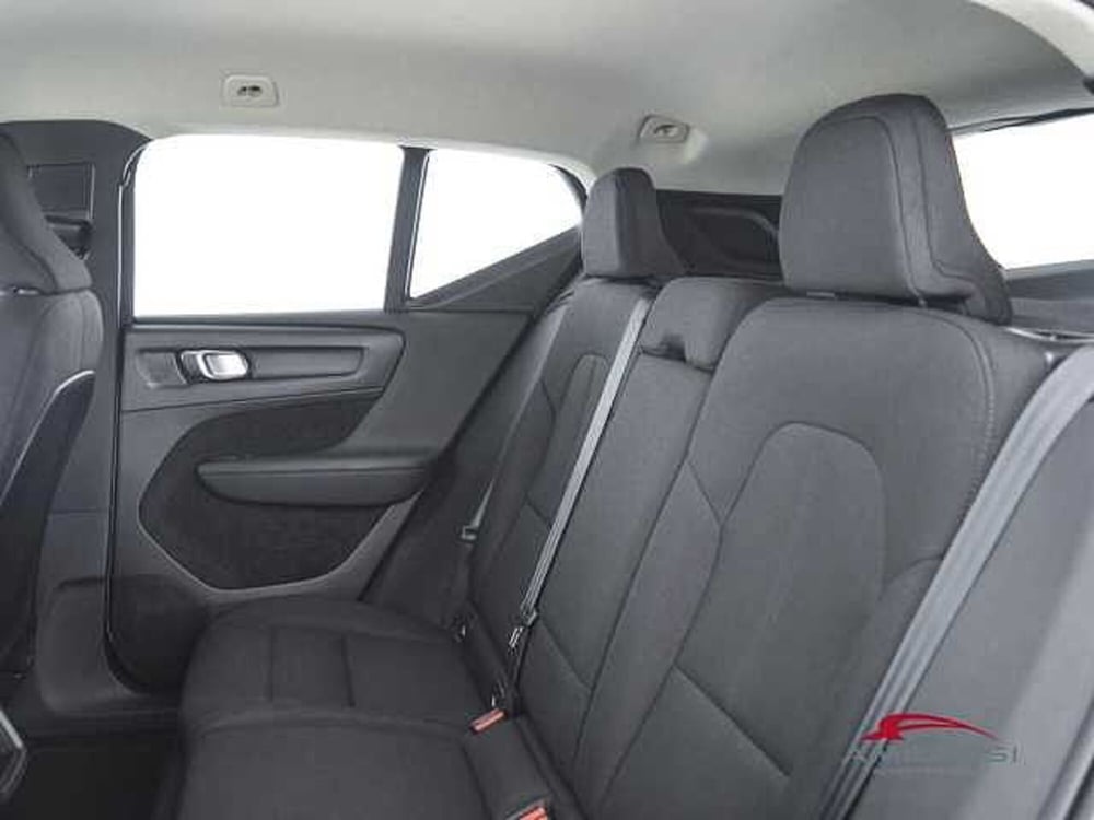 Volvo XC40 usata a Viterbo (10)