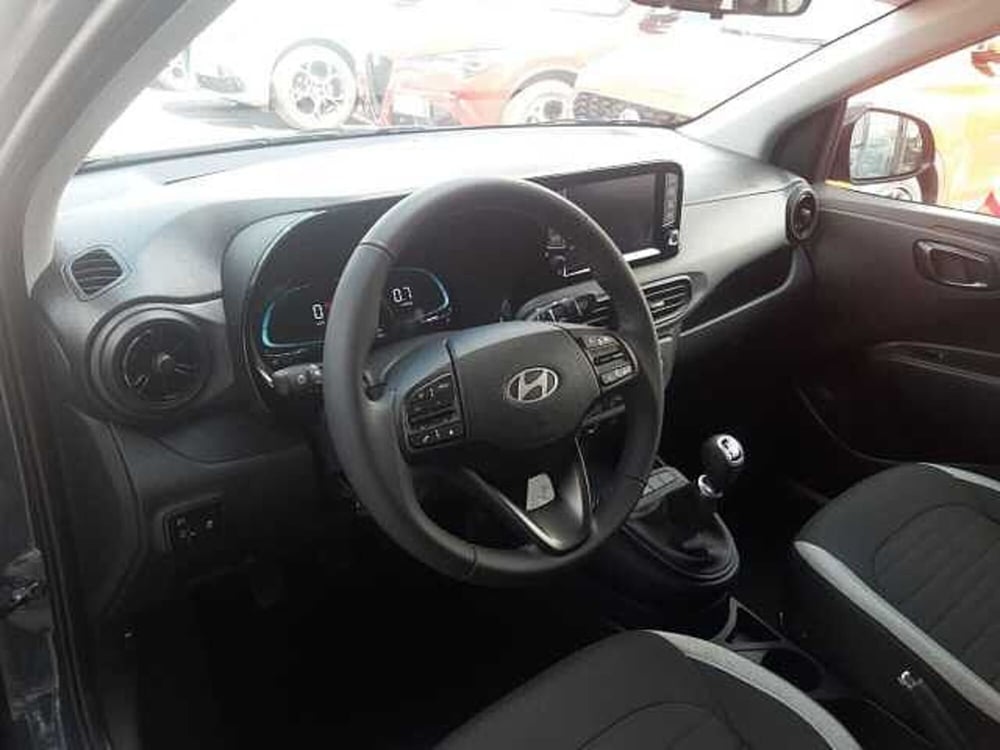 Hyundai i10 nuova a Ancona (18)