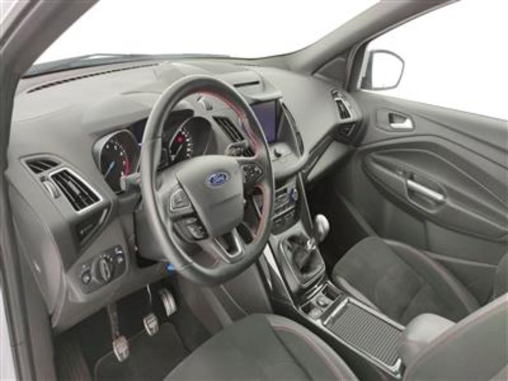 Ford Kuga usata a Bari (13)