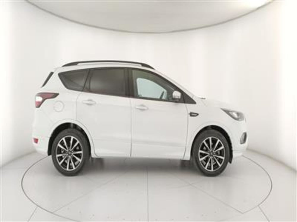 Ford Kuga usata a Bari (9)