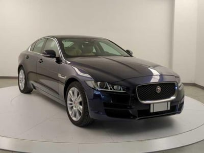 Jaguar XE 2.0 D Turbo 180 CV AWD aut. Pure  del 2018 usata a Pratola Serra