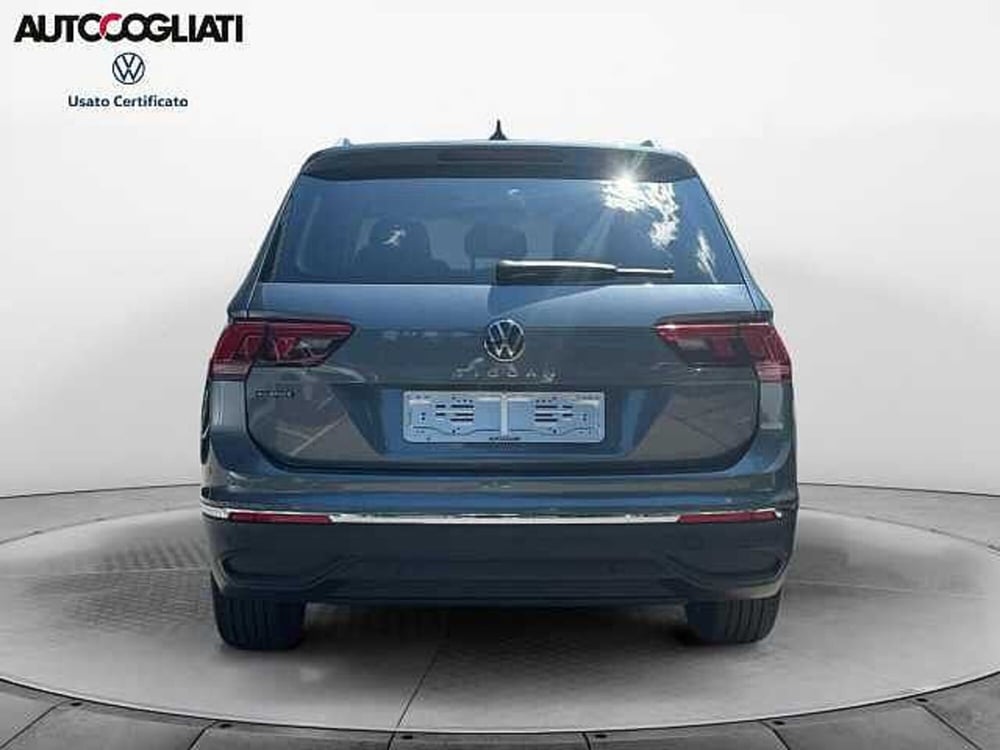 Volkswagen Tiguan nuova a Lecco (5)