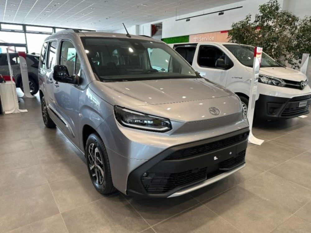 Toyota Proace City Verso nuova a Cuneo (2)