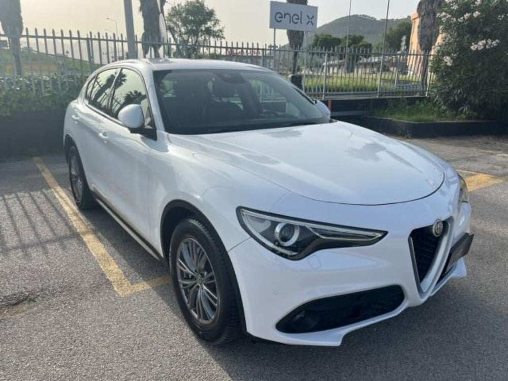 Alfa Romeo Stelvio usata a Salerno