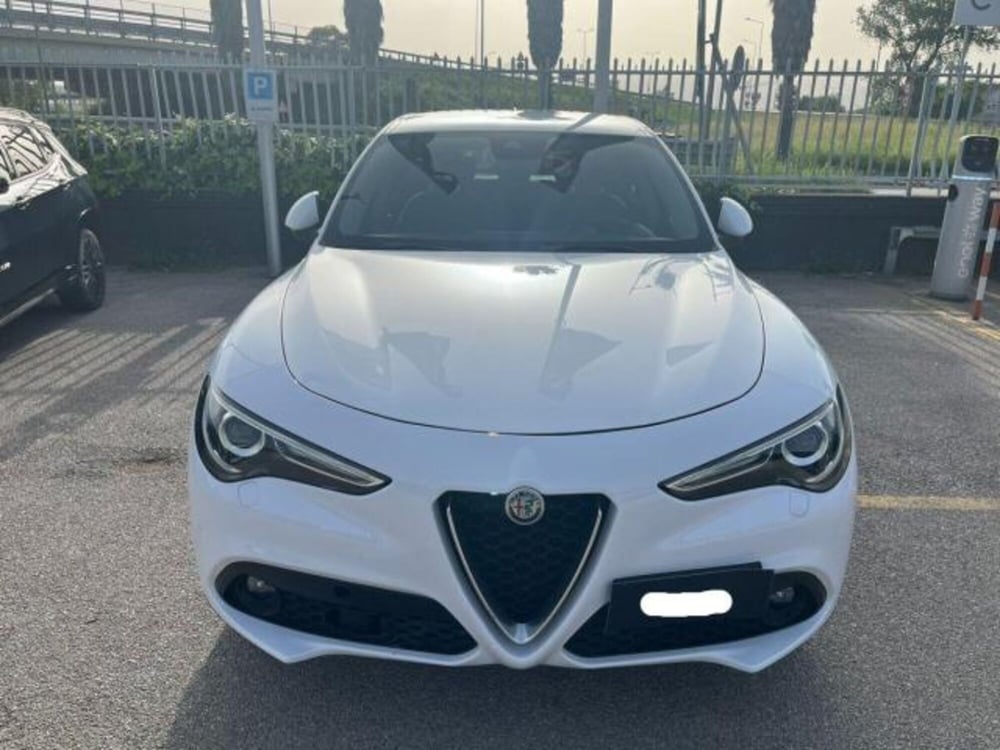 Alfa Romeo Stelvio usata a Salerno (2)