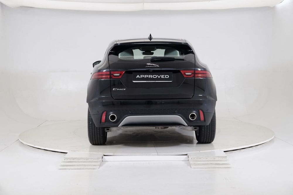 Jaguar E-Pace usata a Torino (7)