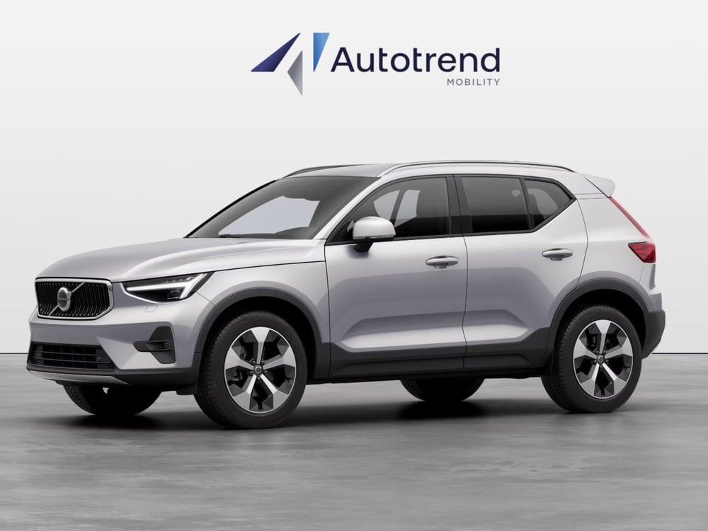 Volvo XC40 nuova a Bari