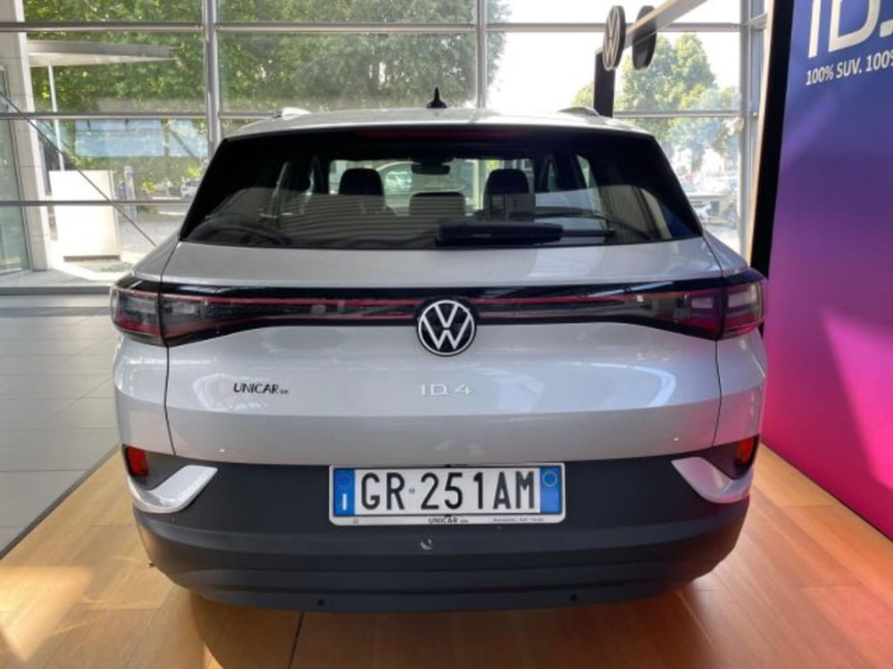 Volkswagen ID.4 nuova a Cuneo (6)