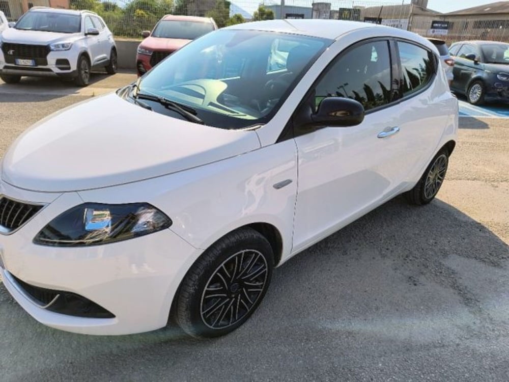 Lancia Ypsilon usata a Frosinone (2)