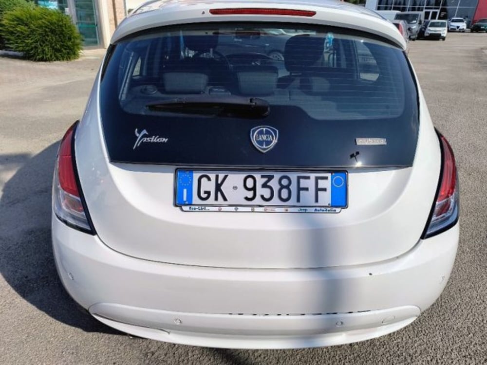 Lancia Ypsilon usata a Frosinone (5)