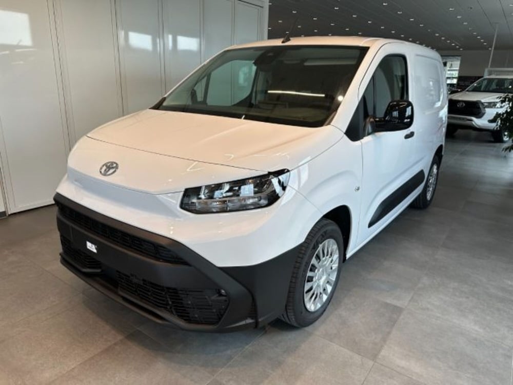 Toyota Proace City nuova a Cuneo