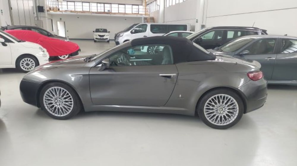 Alfa Romeo Spider usata a Brescia (5)