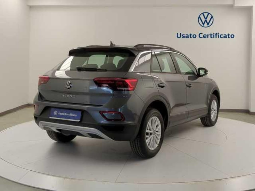 Volkswagen T-Roc nuova a Avellino (7)