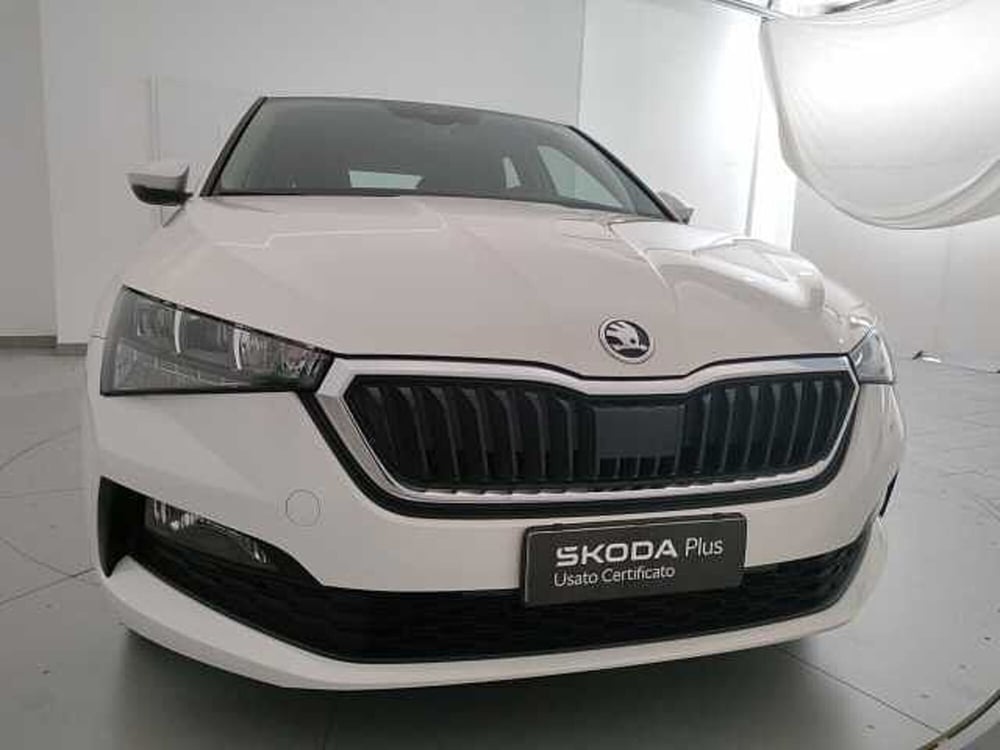 Skoda Scala usata a Varese (6)