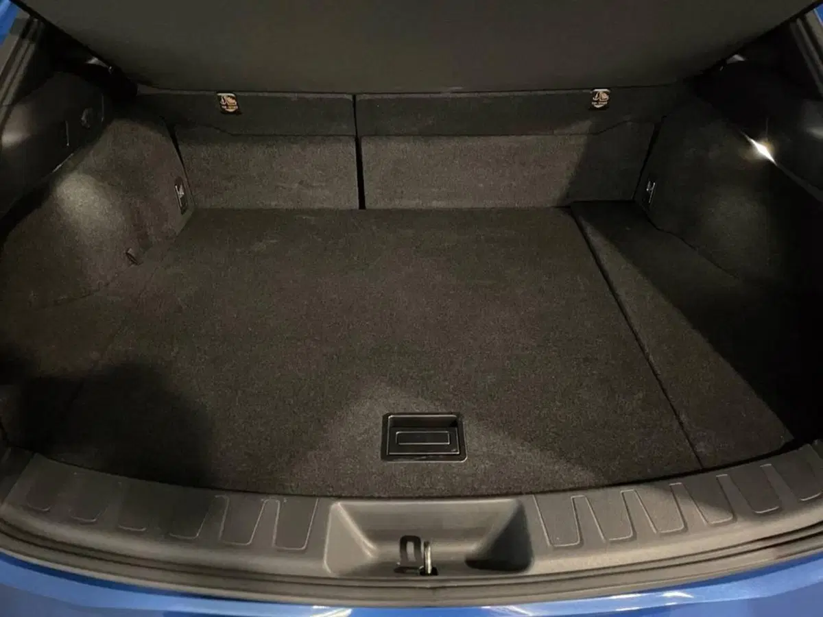 Lexus UX usata a Torino (15)