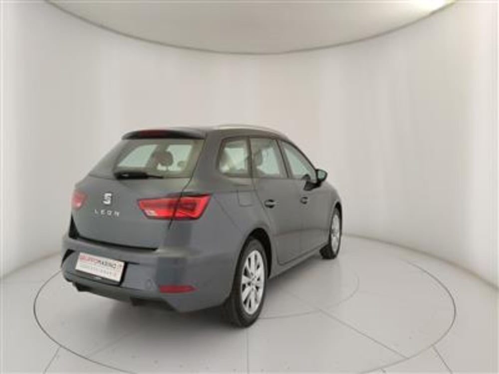 SEAT Leon ST usata a Bari (7)