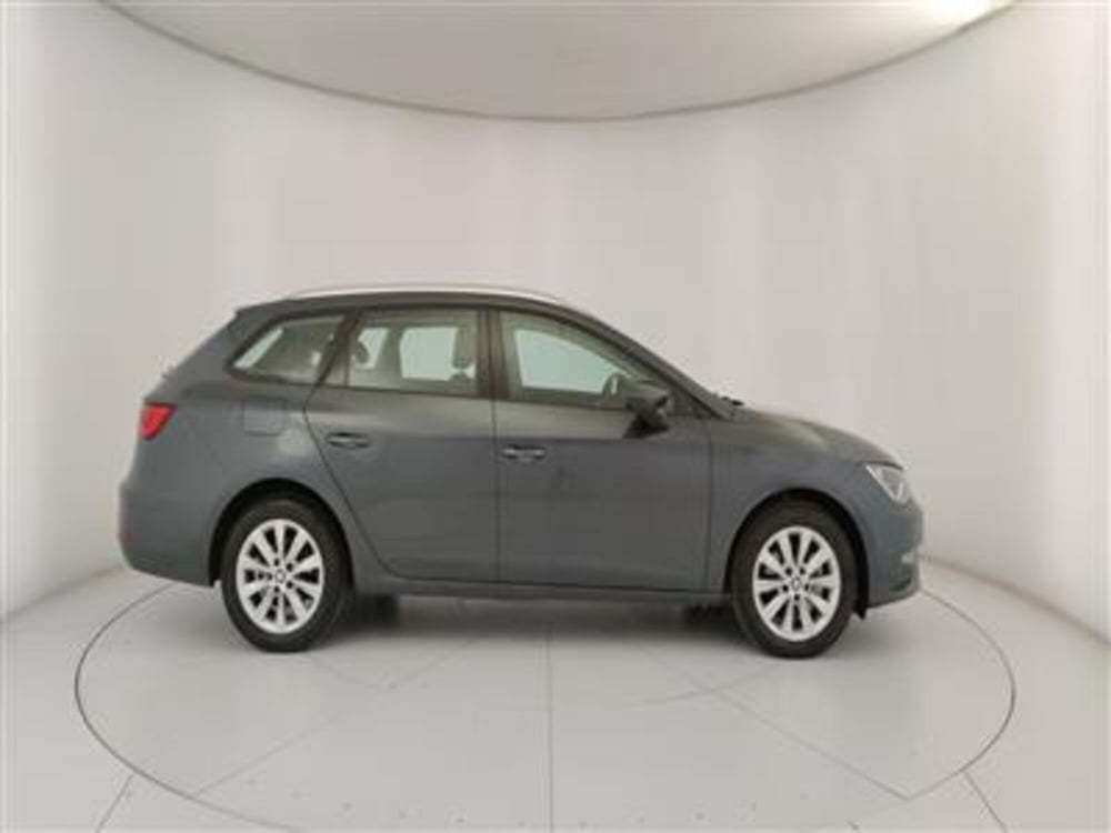 SEAT Leon ST usata a Bari (9)