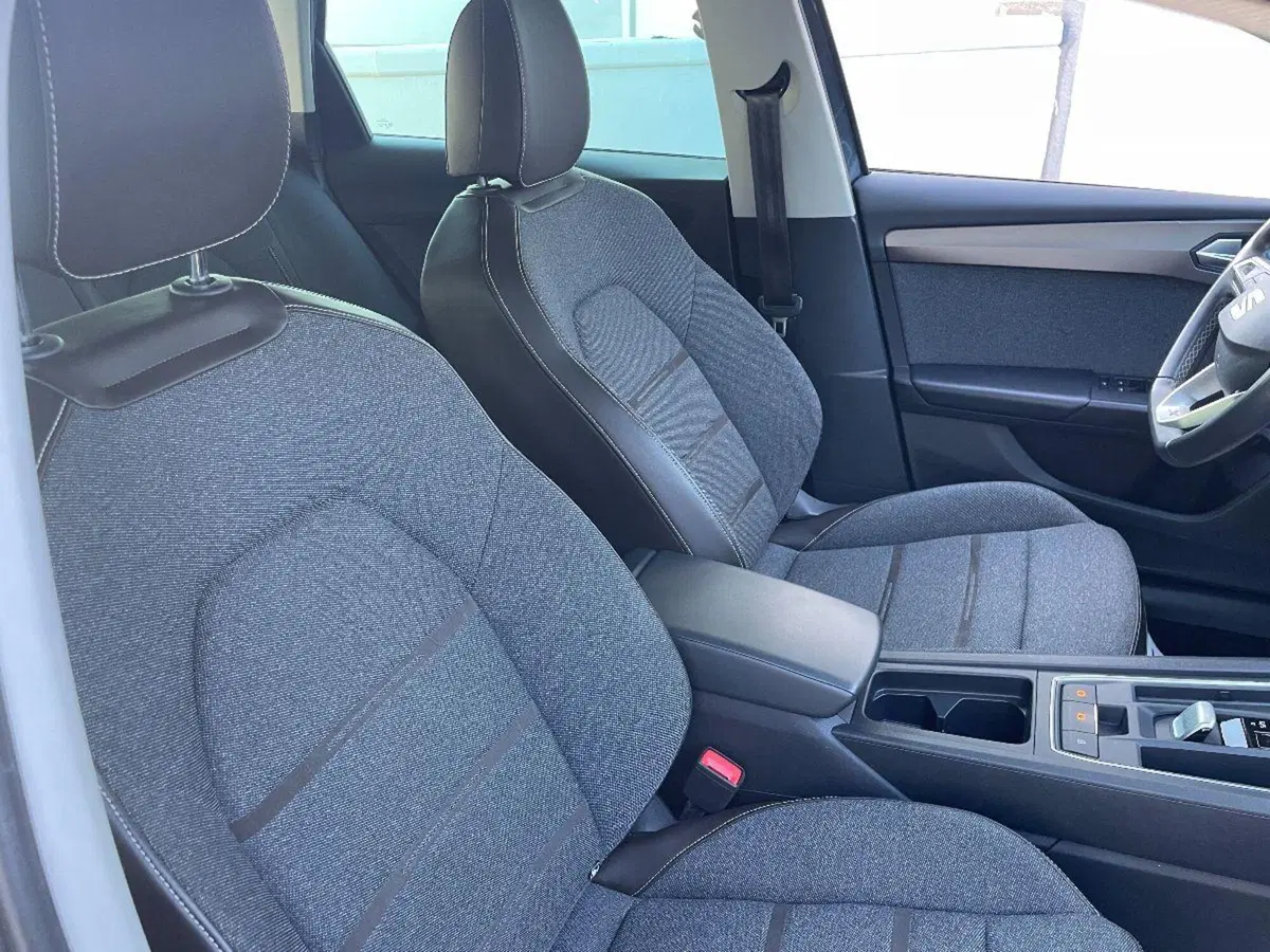 SEAT Leon ST usata a Lecce (18)