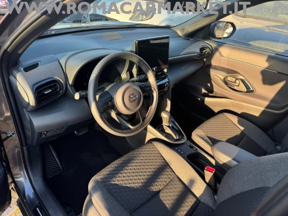 Toyota Yaris Cross nuova a Roma (10)