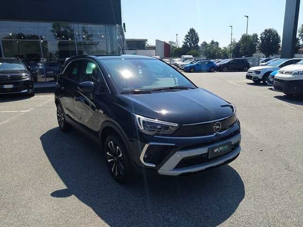 Opel Crossland nuova a Milano