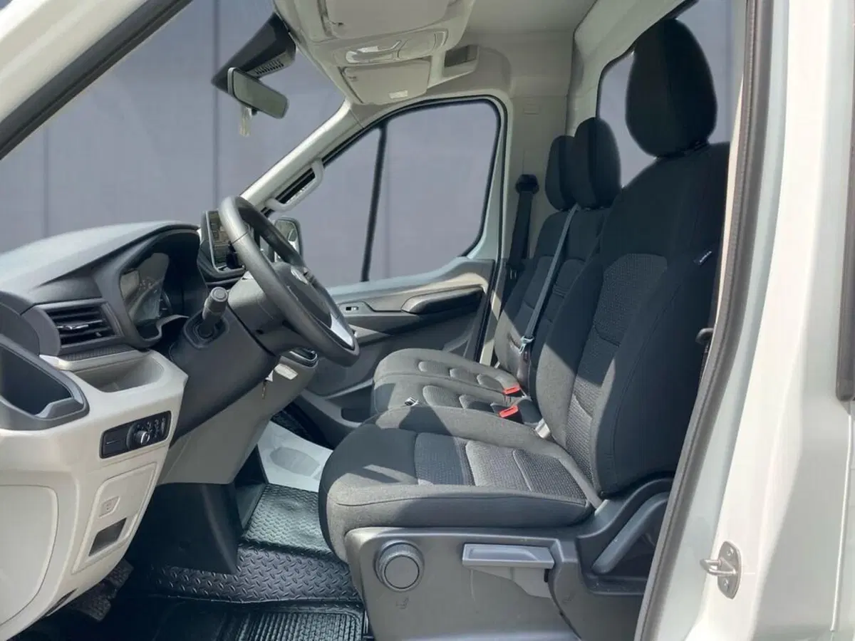 Maxus Deliver Cabinato nuova a Torino (7)