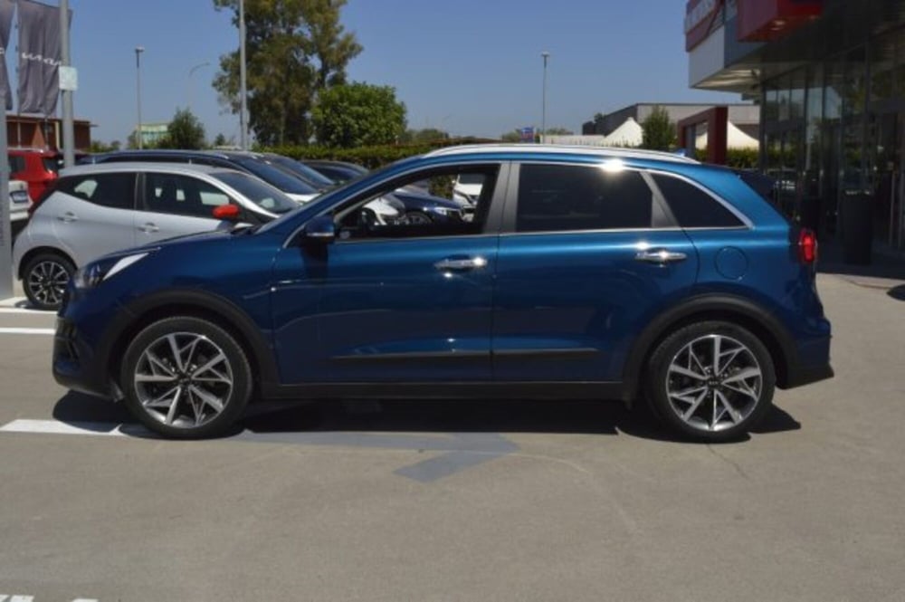 Kia Niro usata a Latina (4)