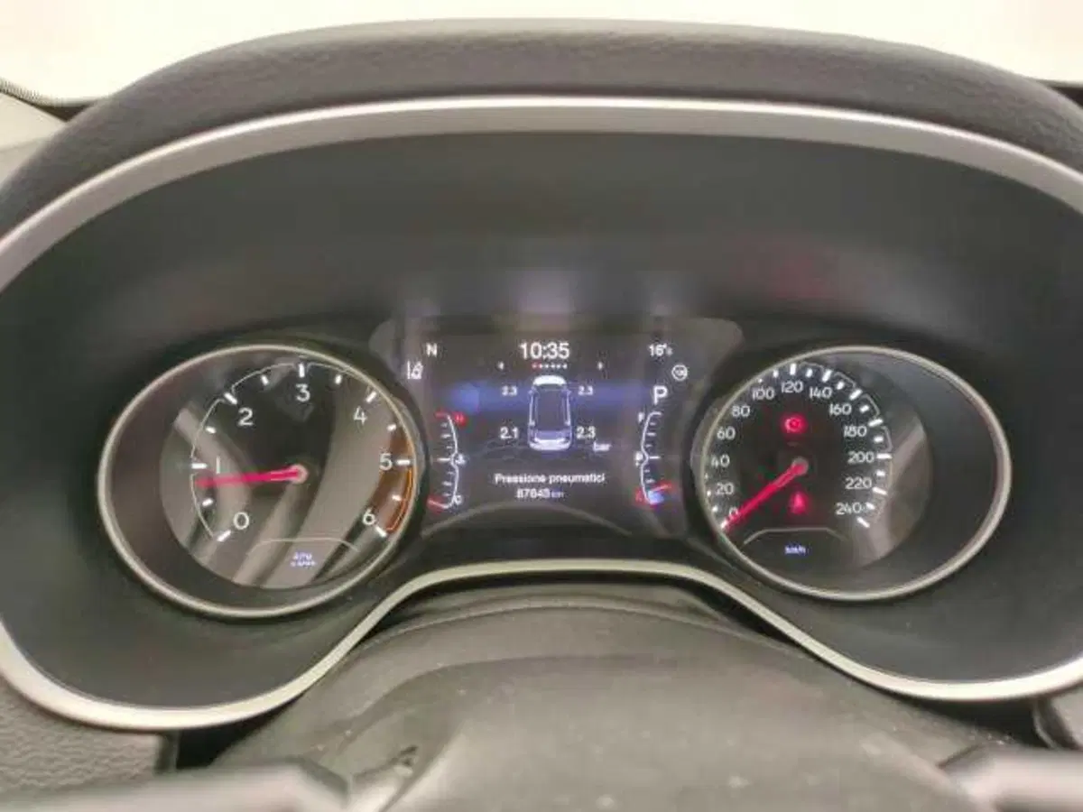 Jeep Compass usata a Avellino (12)