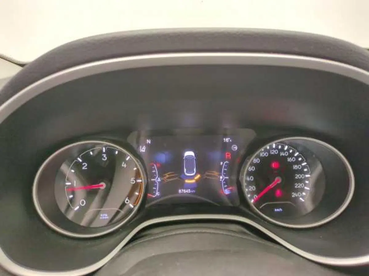 Jeep Compass usata a Avellino (14)