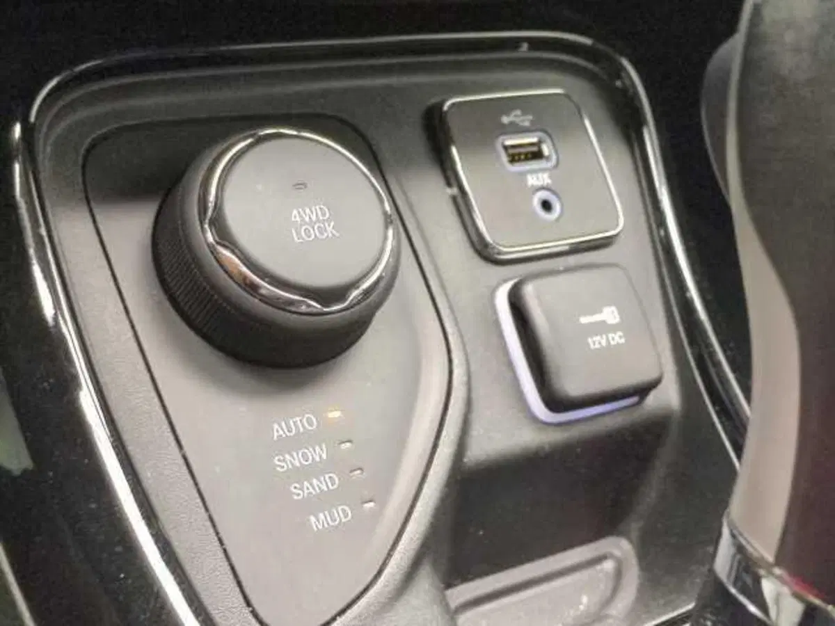 Jeep Compass usata a Avellino (20)