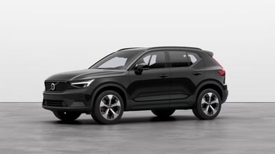 Volvo XC40 B4 AWD automatico Plus Dark nuova a Como