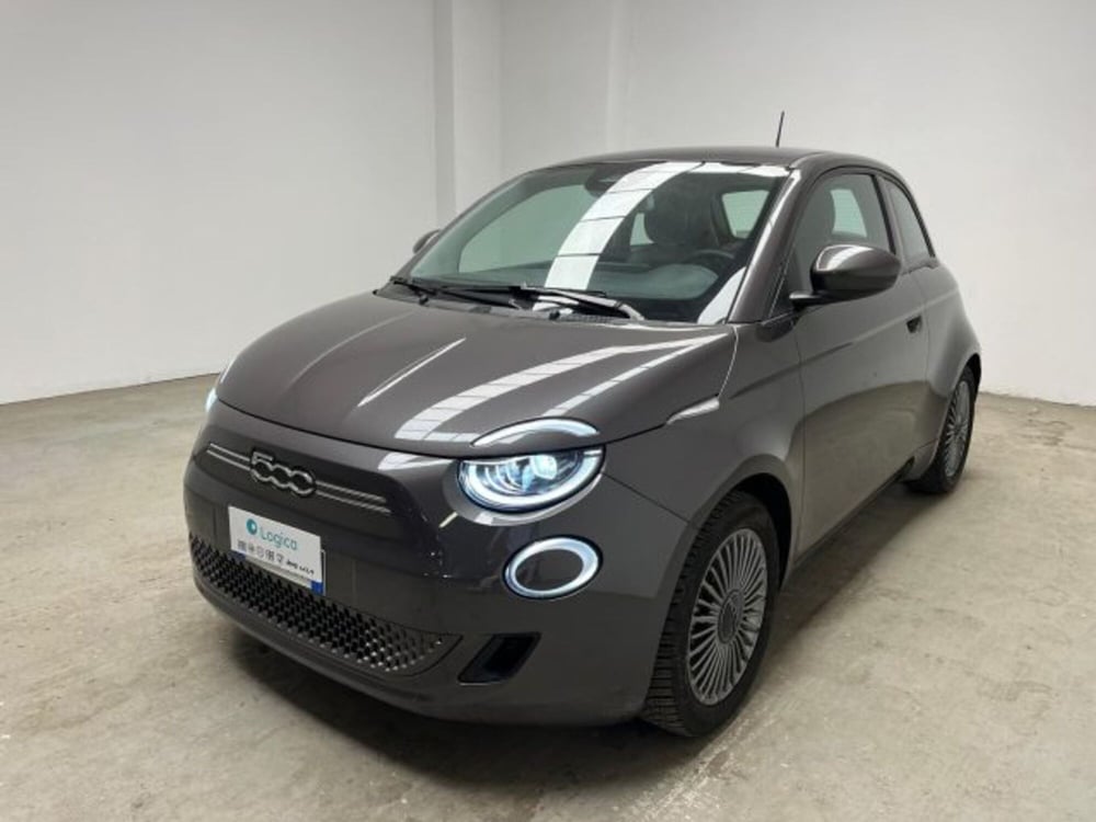 Fiat 500e usata a Biella (6)