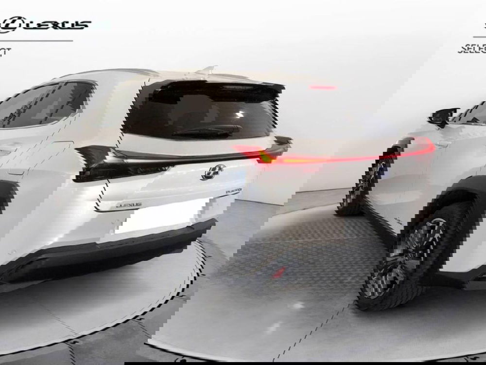 Lexus UX usata a Torino (5)