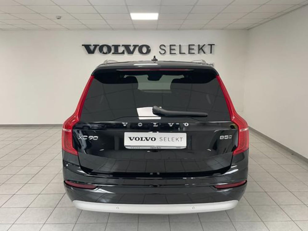 Volvo XC90 usata a Como (4)