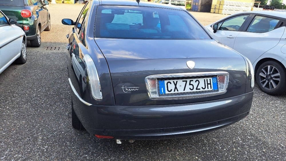 Lancia Thesis usata a Varese (14)