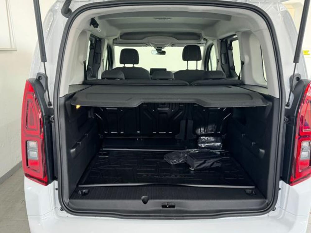 Toyota Proace City Verso nuova a Como (14)