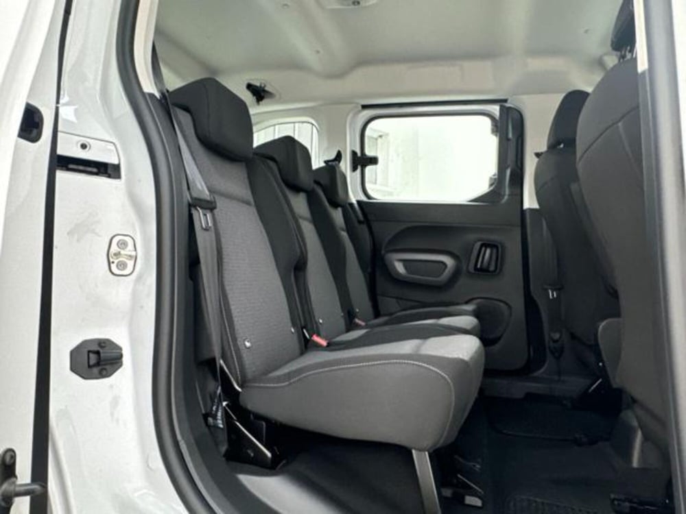 Toyota Proace City Verso nuova a Como (5)