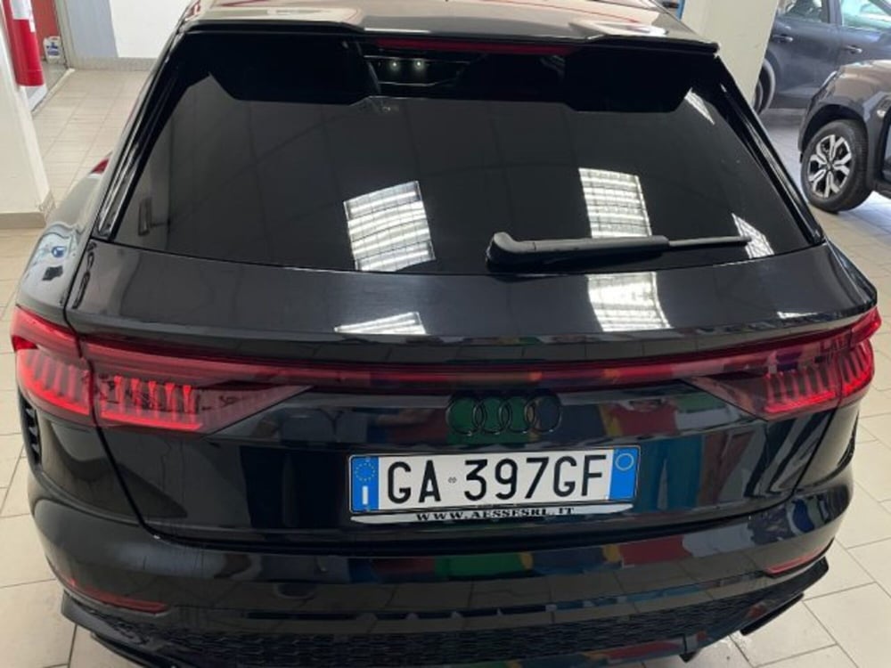 Audi RS Q8 usata a Salerno (4)