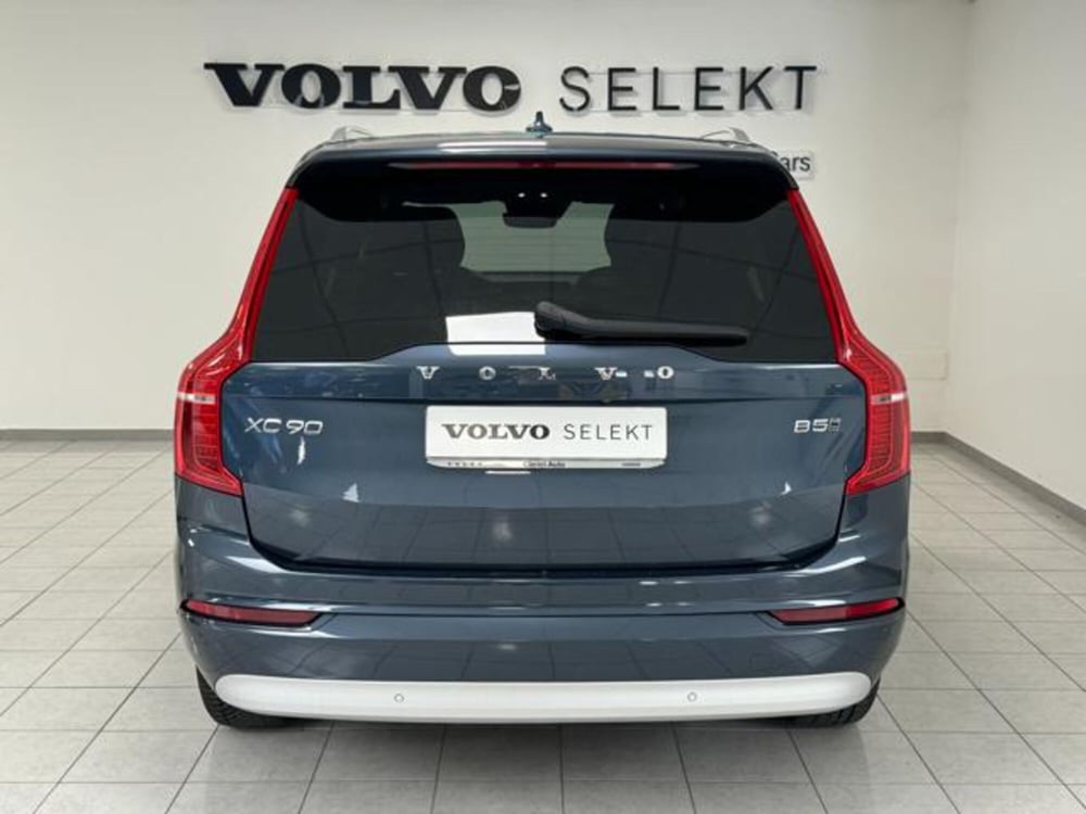 Volvo XC90 usata a Como (4)