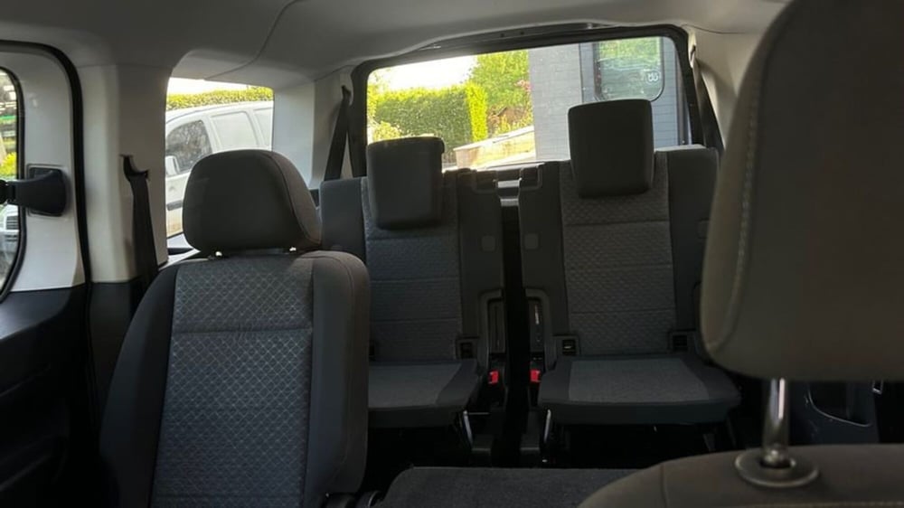 Ford Tourneo Connect usata a Lecco (20)