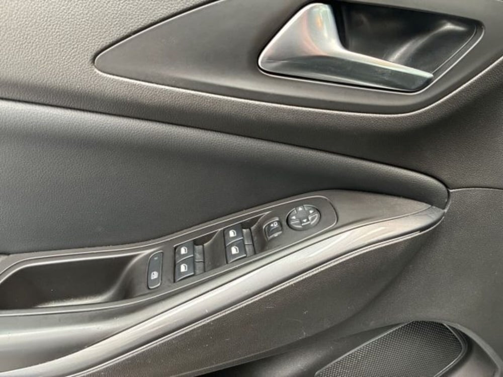 Opel Grandland X usata a Ancona (13)