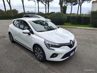 Renault Clio TCe 90 CV 5 porte Zen del 2021 usata a Brindisi