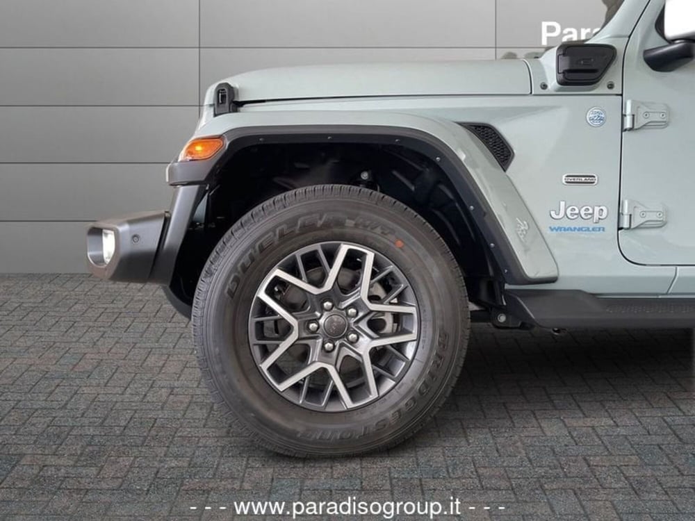 Jeep Wrangler nuova a Catanzaro (10)
