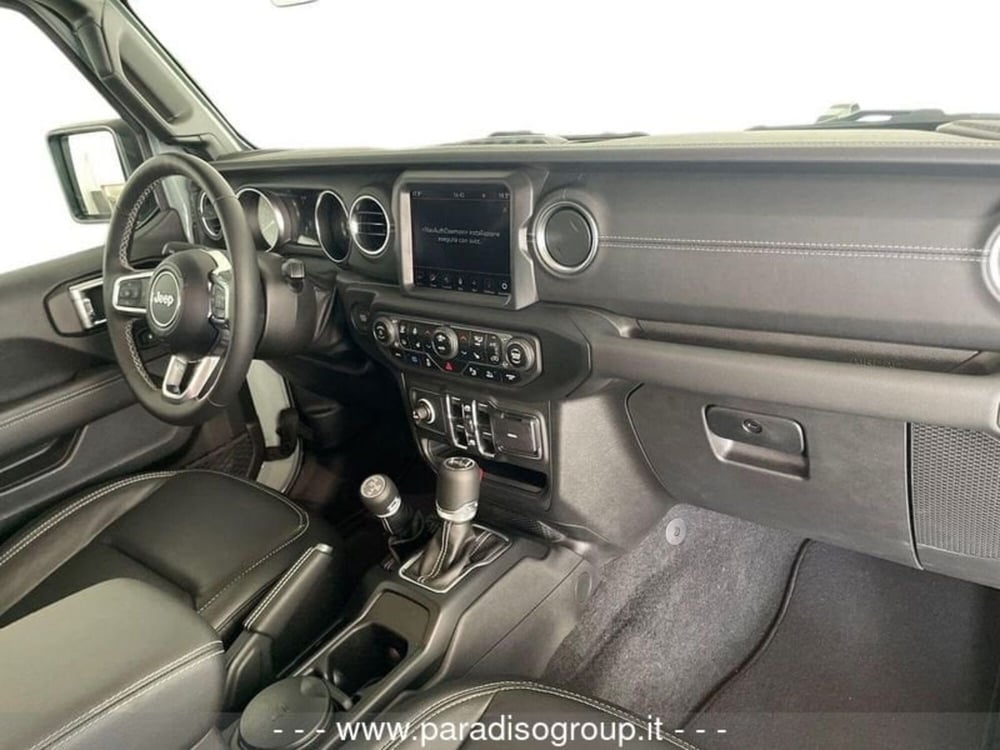 Jeep Wrangler nuova a Catanzaro (19)