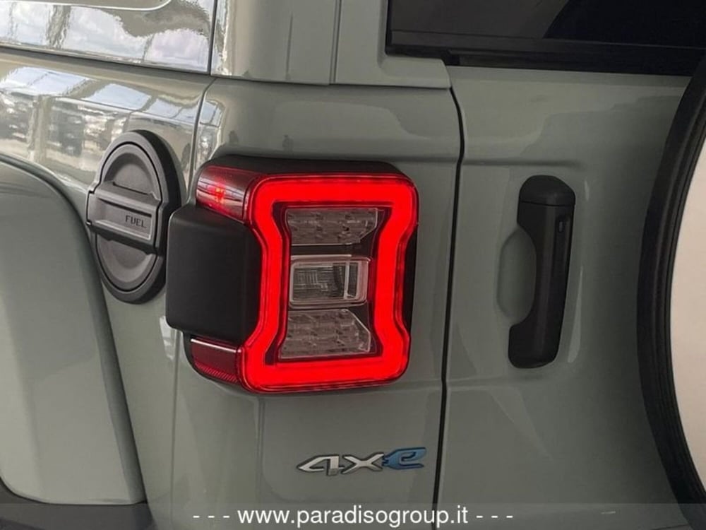 Jeep Wrangler nuova a Catanzaro (8)