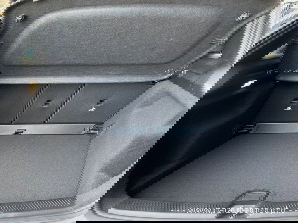 Mercedes-Benz Classe B nuova a Catanzaro (12)