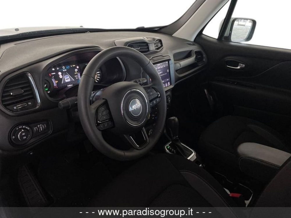 Jeep Renegade nuova a Catanzaro (13)